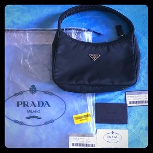 Prada Tessuto Vela Nylon MV515 Black